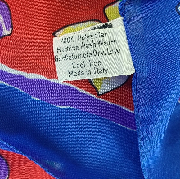 Vintage Sarah Coventry Red Blue Floral Print 100% Polyester Scarf 30x30 - Picture 4 of 5